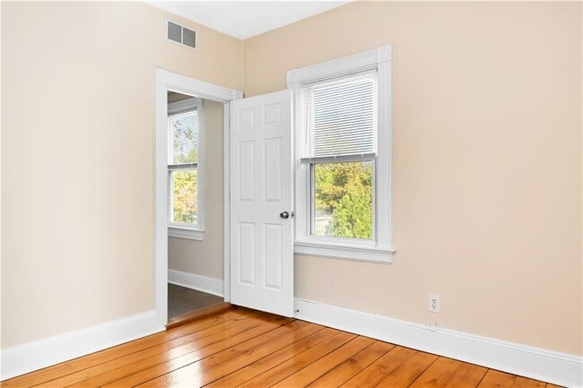 Building Photo - 311 Highland Ave