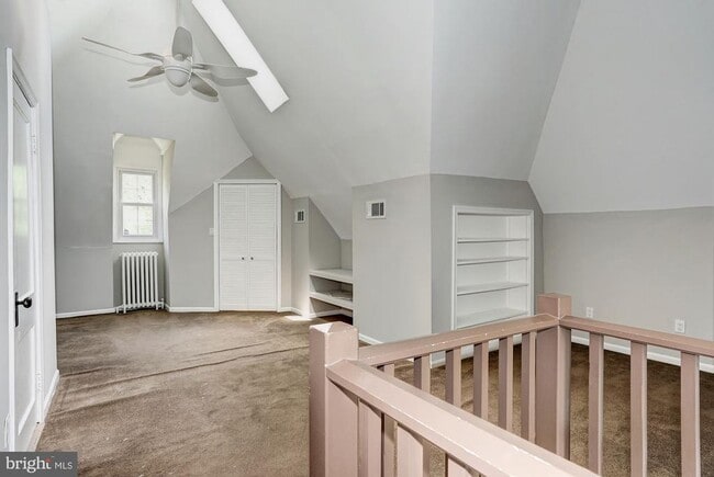 Building Photo - 4350 River Rd NW