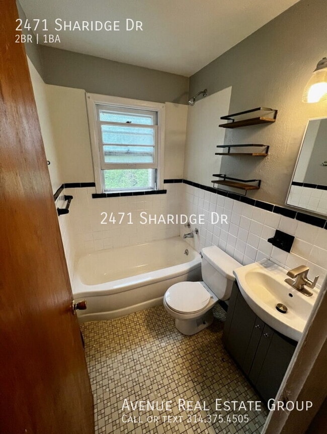 Building Photo - 2471 Sharidge Dr