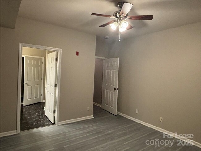 Building Photo - 14859 Santa Lucia Dr