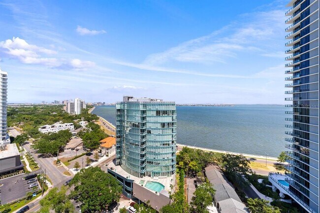 Building Photo - 3015 S Ysabella Ave