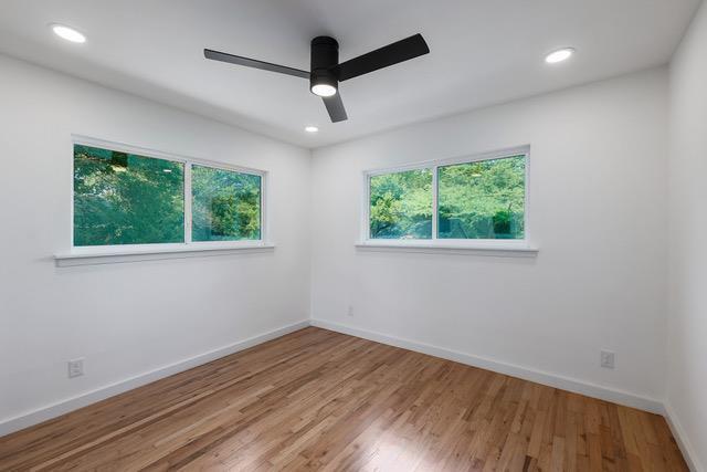 Building Photo - 5005 Avenue F