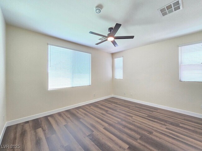 Building Photo - 10632 Open Range Ct
