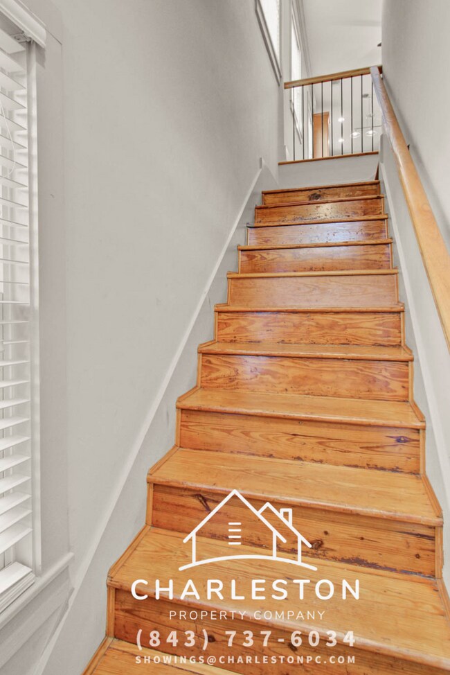 Building Photo - 455 Race St