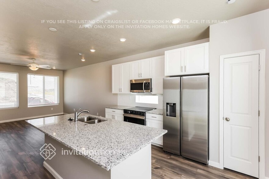 Building Photo - 379 Kanab Crk Dr