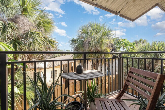 Building Photo - 1279 S Orlando Ave