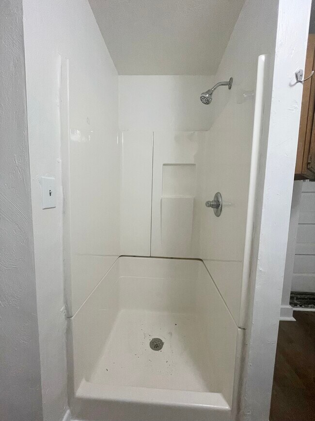 Building Photo - 2584 Virginia Beach Blvd