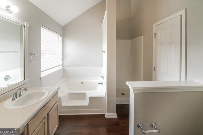 Building Photo - 6887 Fields Dr