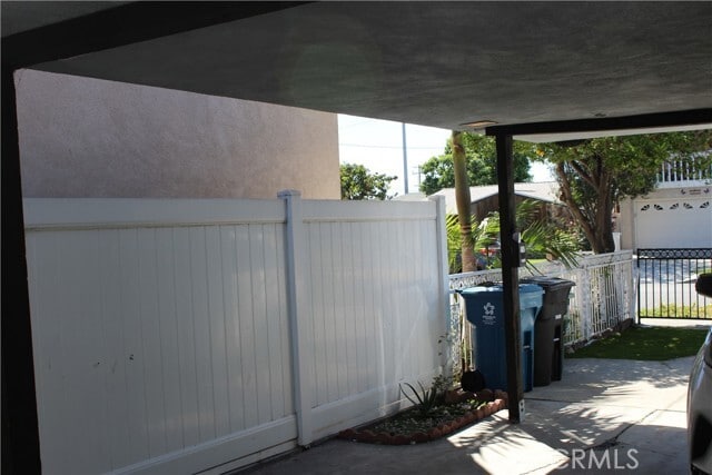 Building Photo - 14808 Kingsdale Ave