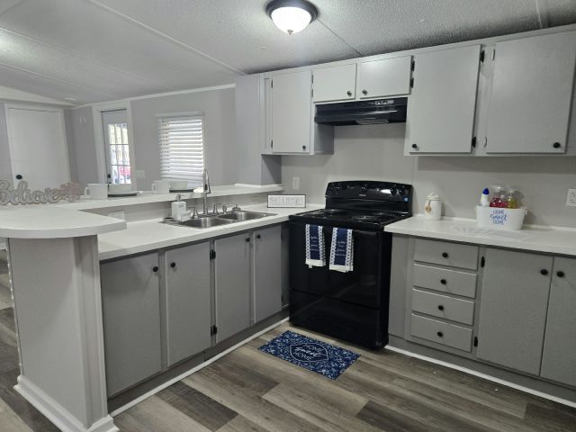 Building Photo - 1325 Wenlon Dr