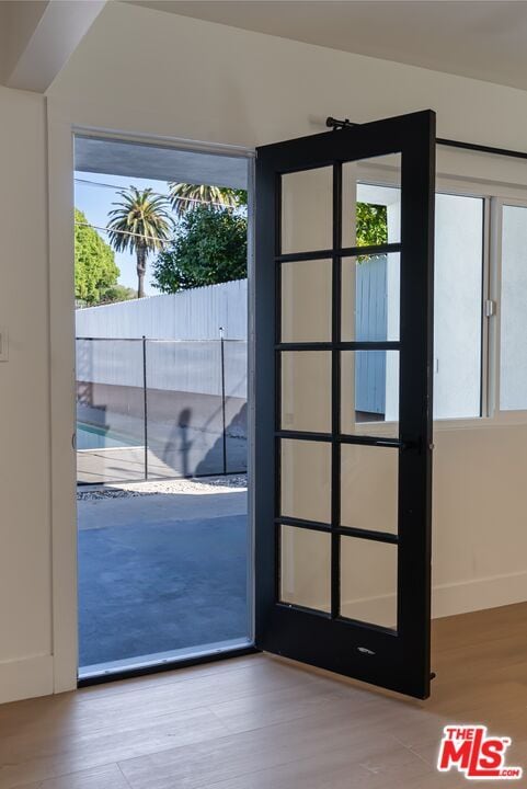 Building Photo - 4020 La Salle Ave