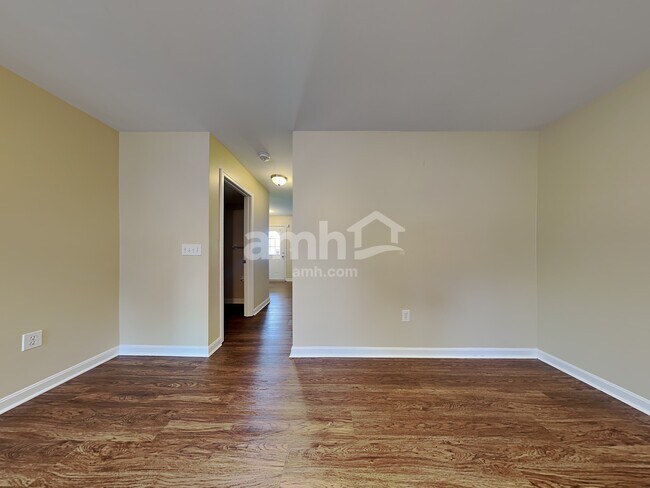 Building Photo - 1081 Riverwalk Ct