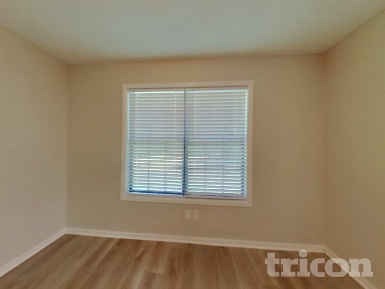 Building Photo - 114 Scarborough Ct