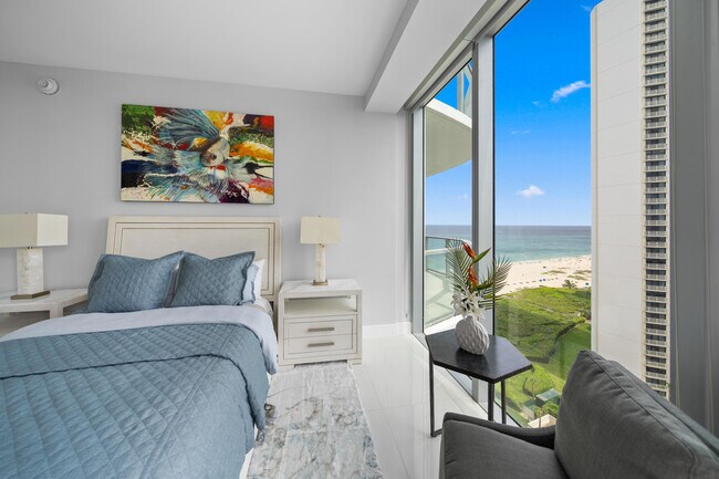 Building Photo - 3100 N Ocean Dr