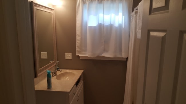 Building Photo - 1007 W Moore St