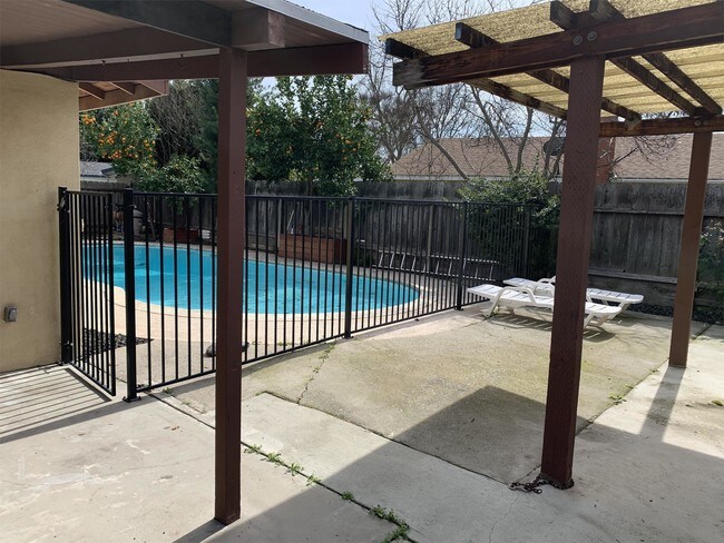 Building Photo - 1624 Falmouth Way