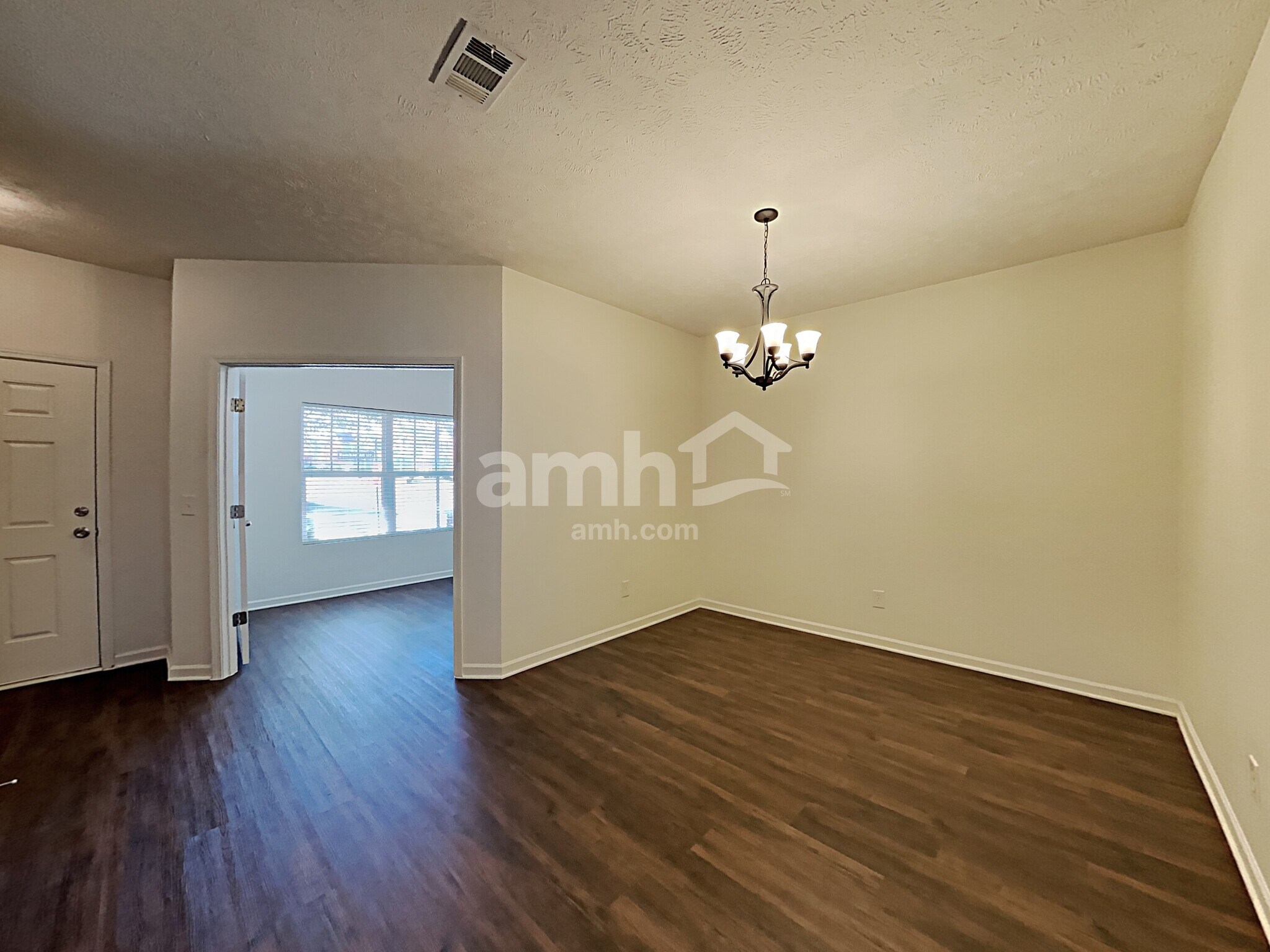 Building Photo - 600 Pemberton Dr
