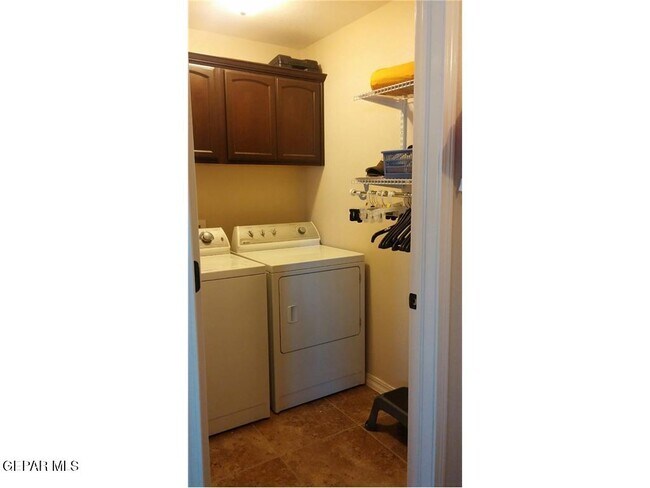 Building Photo - 13017 Pleasant Manor Ct