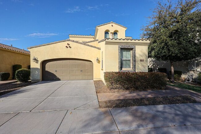 Primary Photo - Lovely 4 bed 3 bath in core Chandler, ( Oc...