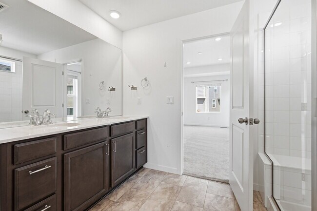 Building Photo - $2,670.96- 3 Bed, 2.5 Bath Home in Loveland with Central AC, and In Unit Laundry!