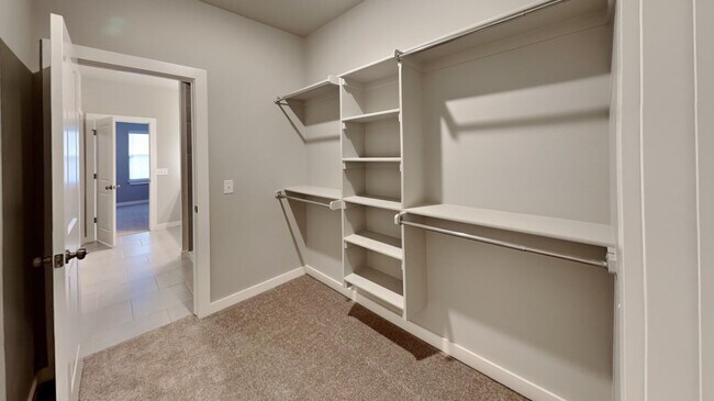 Building Photo - 3 Bedroom 2 Bathroom 2 Car Garage Home in Oakdale School District