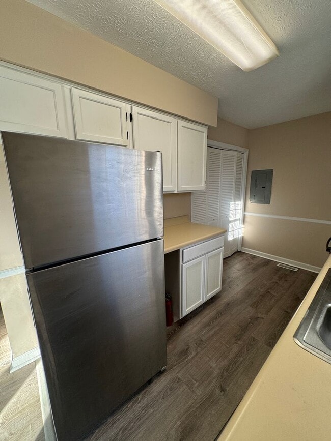 Building Photo - Move-In Ready 3 Bedroom 2 Bath Home in Antioch!