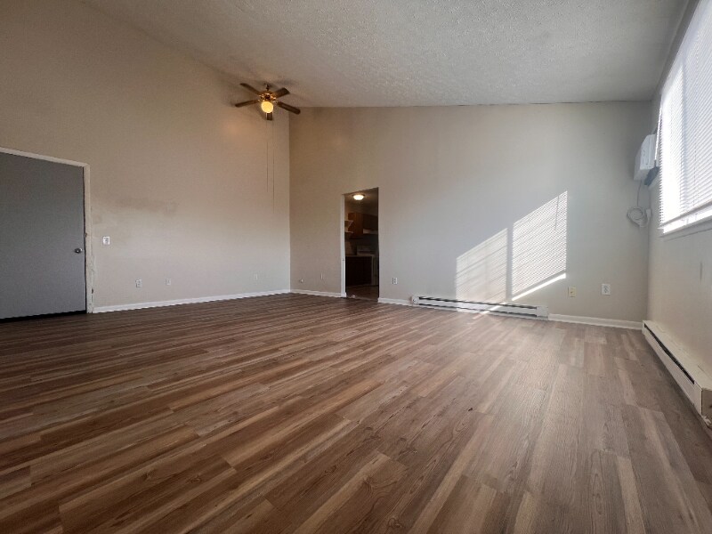 Building Photo - 232-238 Elyria St