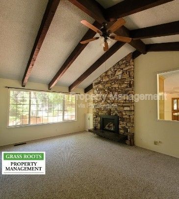 Building Photo - 20 Turpentine Dr