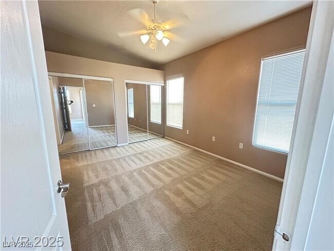 Building Photo - 3460 Cactus Shadow St
