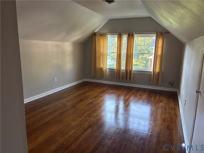 Building Photo - 1511 Charrington Dr