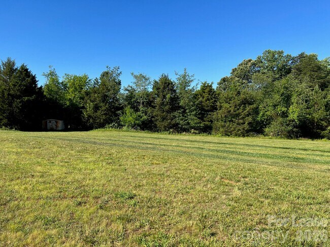 Building Photo - 131 McKendree Rd