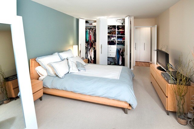 Building Photo - Spacious, Streeterville Condo, Available 5/1!