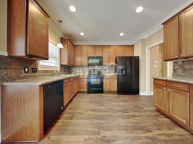 Building Photo - 6137 Evening Star Ln