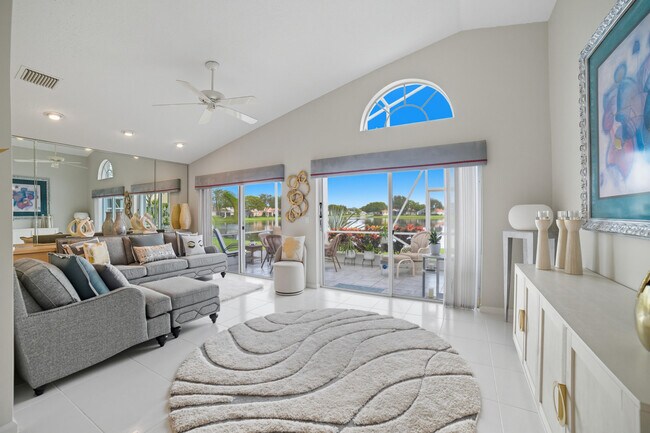 Building Photo - 12573 Coral Lakes Dr