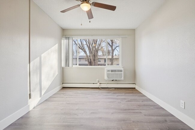 Interior Photo - Southgate Commons