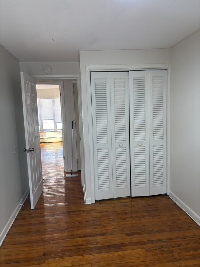 Building Photo - 32 Maiden Ln