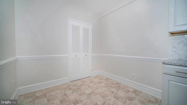 Primary Photo - 711 N Broom St