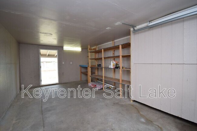 Building Photo - 6131 Misty Way