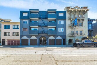 Building Photo - 1509 Golden Gate