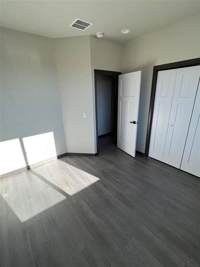 Building Photo - 2903 Eagle Butte tr