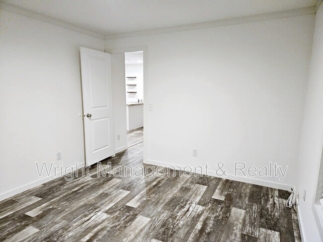 Building Photo - 5131 Jo St