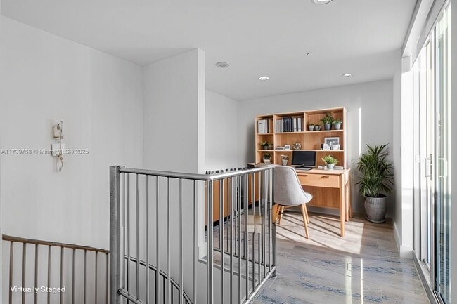 Building Photo - 201 Aqua Ave
