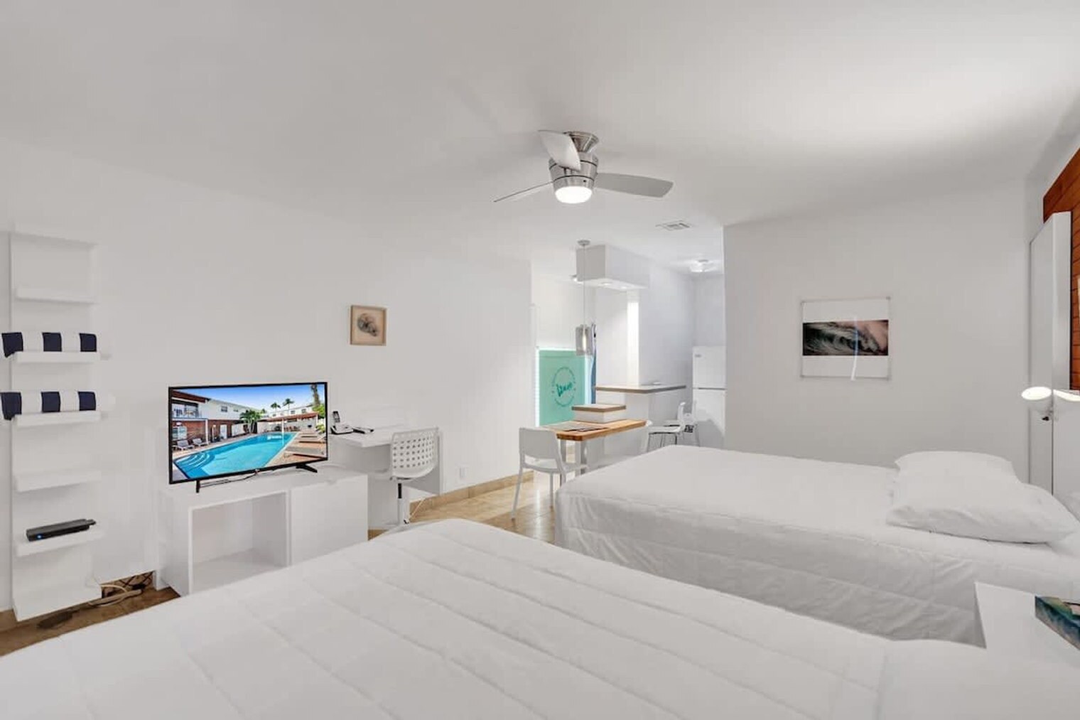 Building Photo - 3215 NE 7th St