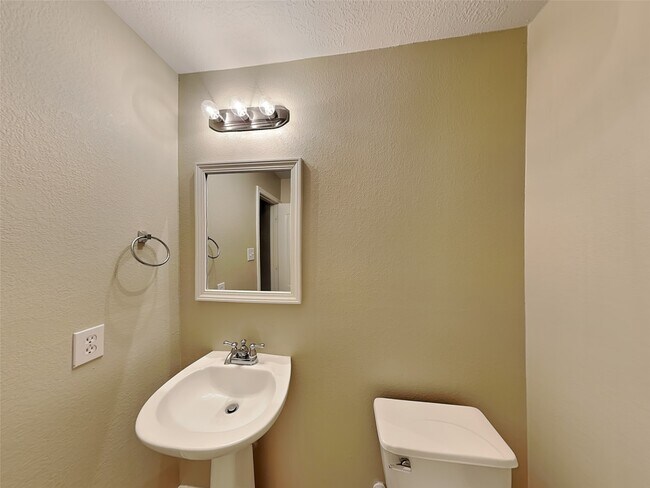Building Photo - 18219 Rexine Ln
