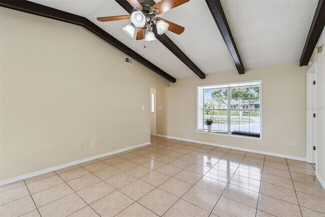 Building Photo - 4136 Tall Tree Dr