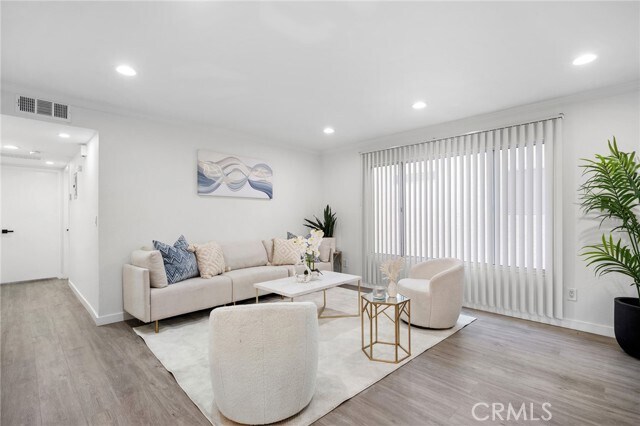 Building Photo - 408 Burchett St