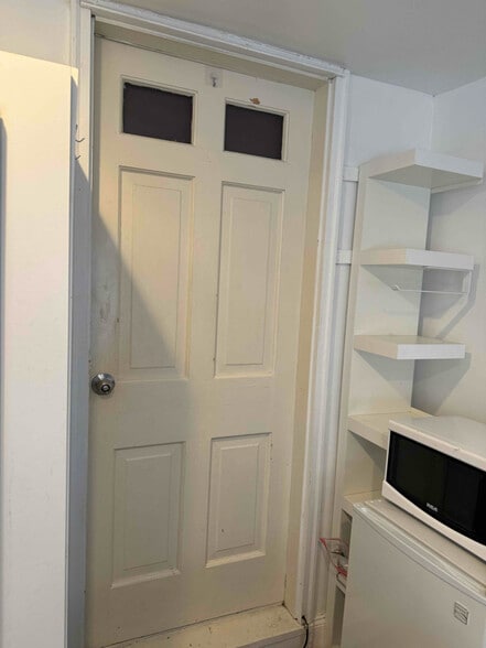 Building Photo - 61 Kirkwood Rd