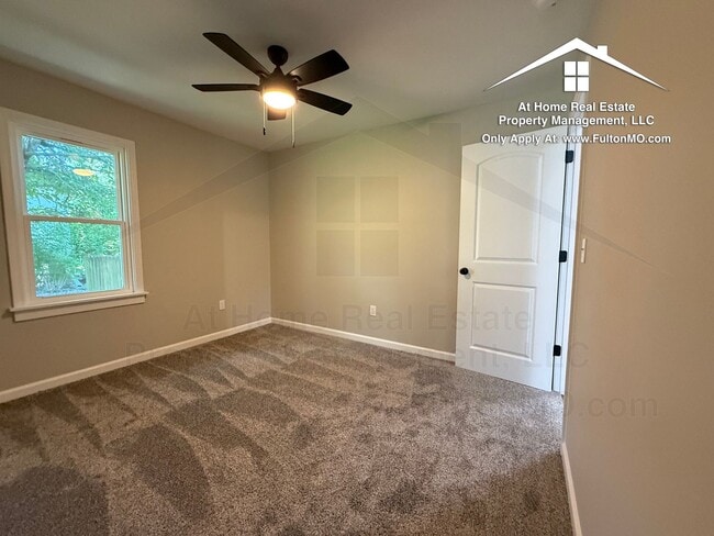 Building Photo - 1502 Forest Ave