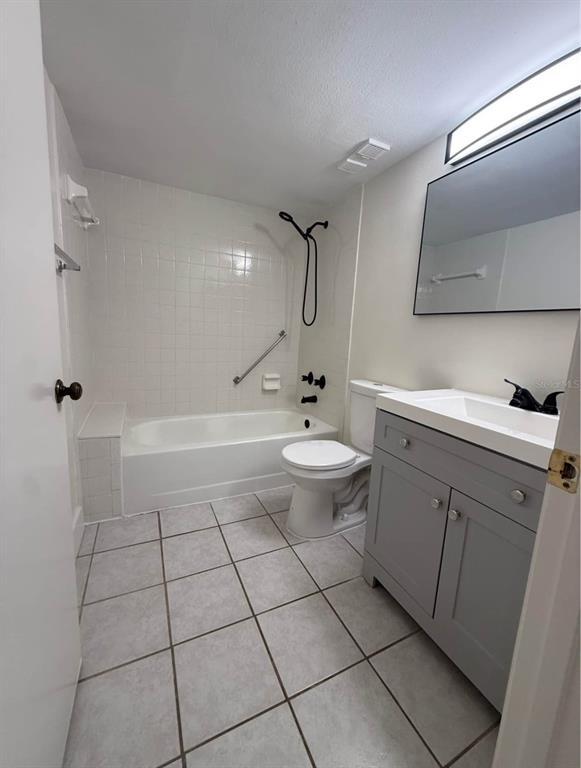 Building Photo - 3166 Lake Pine Way S