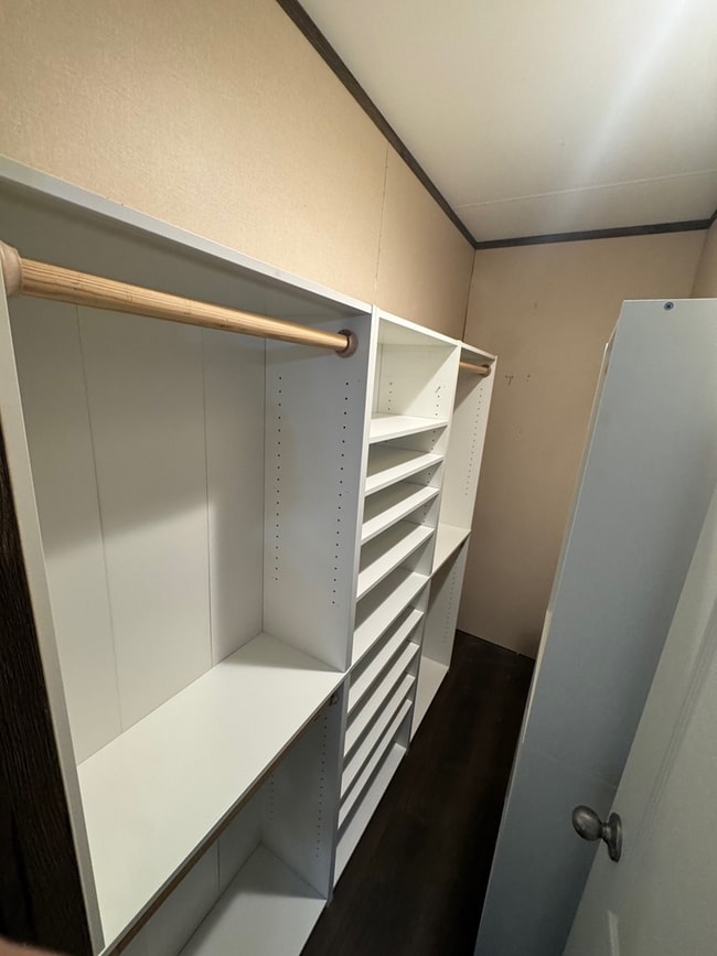 Building Photo - 7224 W 12th St